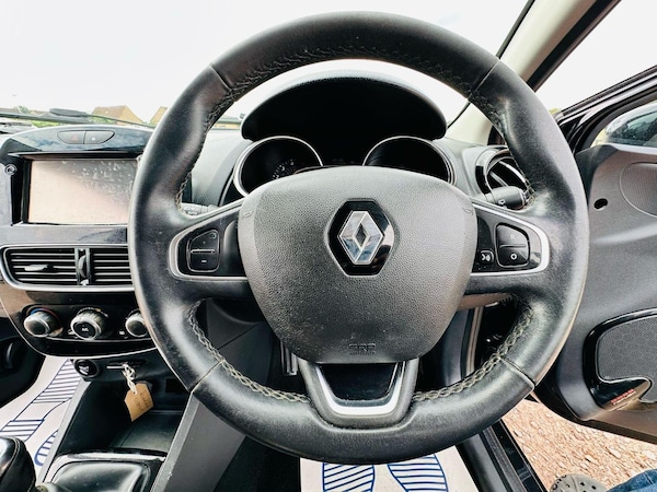 Used Renault Clio 2017 for sale - 75475540: Photo 29