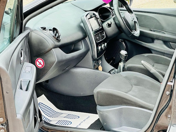 Used Renault Clio 2017 for sale - 75475540: Photo 30