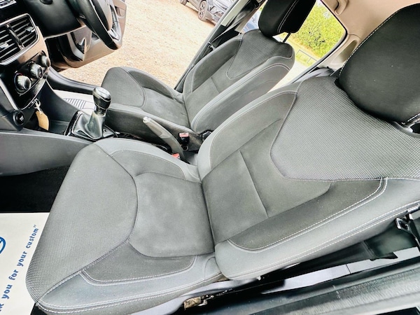 Used Renault Clio 2017 for sale - 75475540: Photo 32