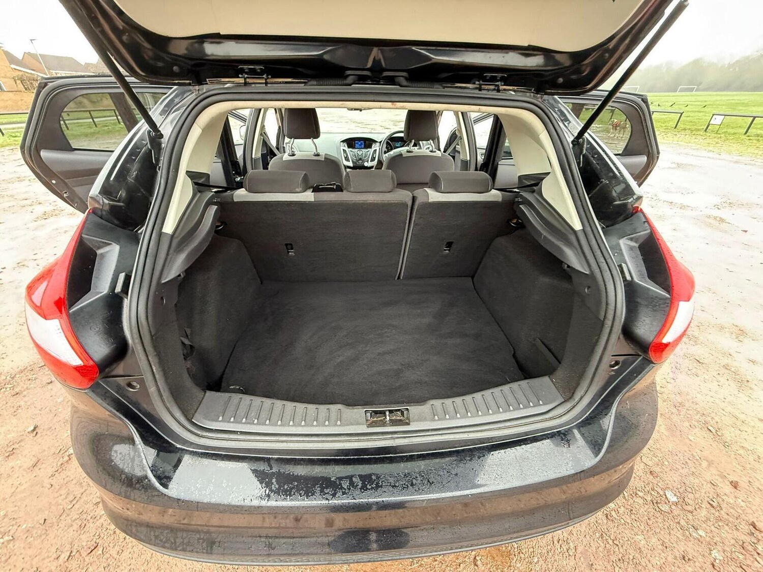 Used Ford Focus 2013 for sale - 77501452: Photo 28