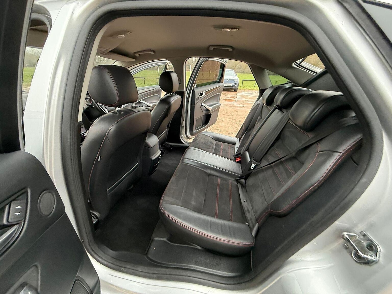 Used Ford Mondeo 2014 for sale - 77357332: Photo 23