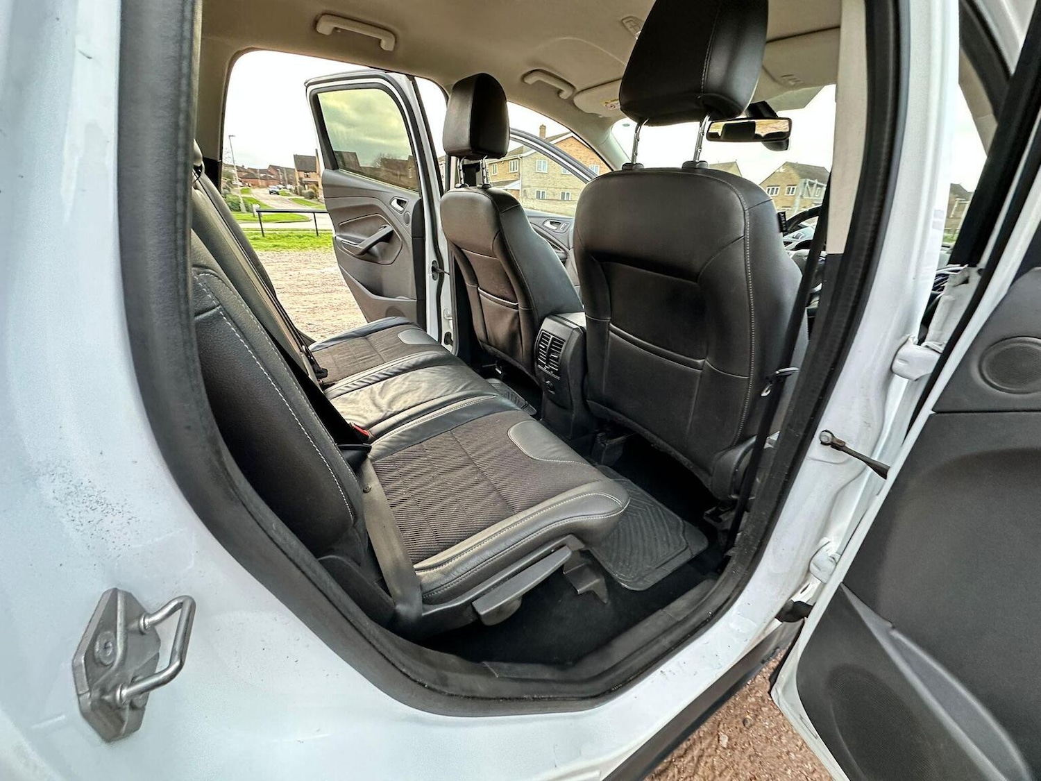 Used Ford Kuga 2014 for sale - 76769724: Photo 17