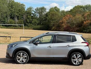 Used Peugeot 2008 2016 for sale - 79725203: Photo