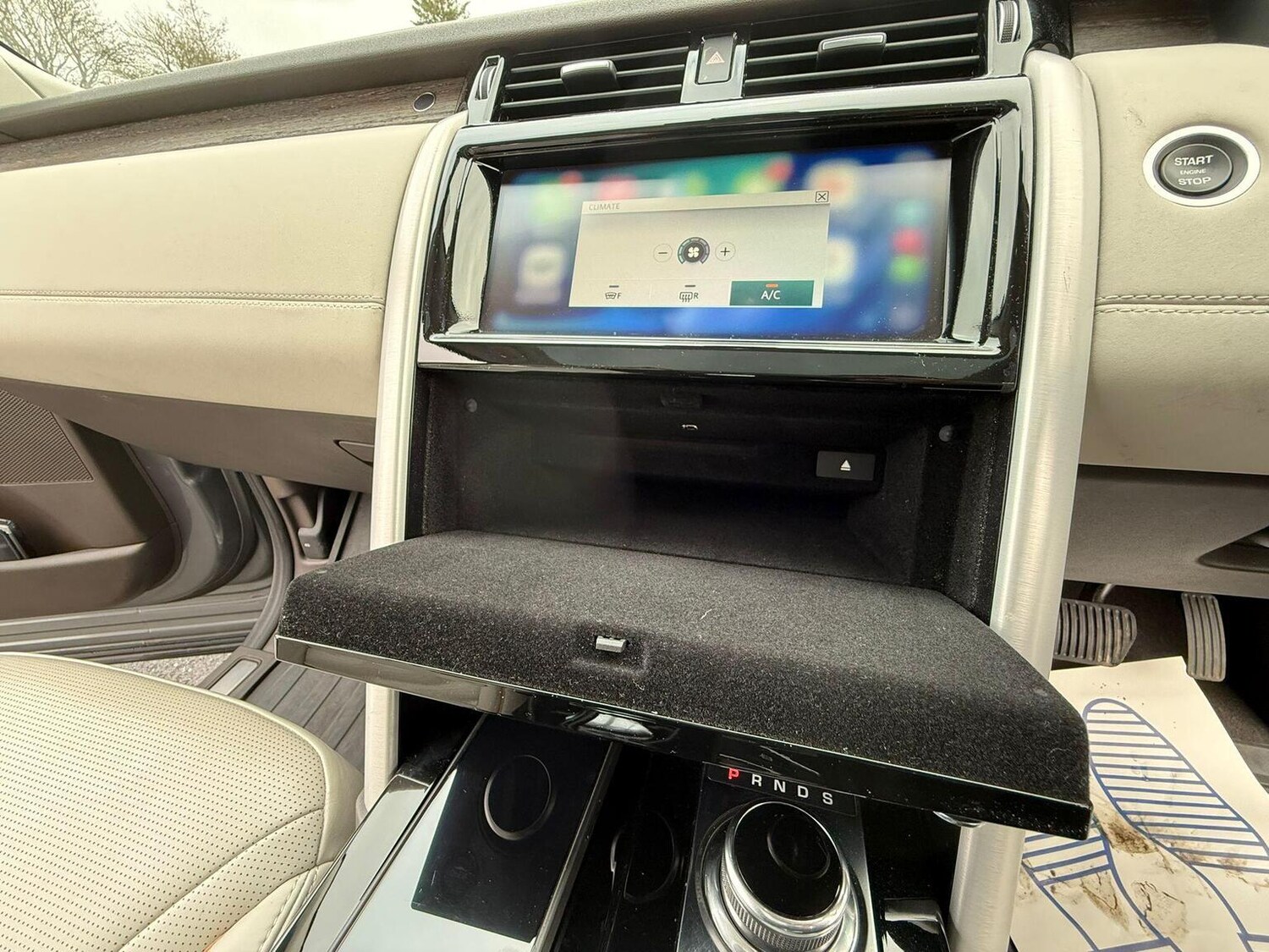 Used Land Rover Discovery 2017 for sale - 77501469: Photo 25