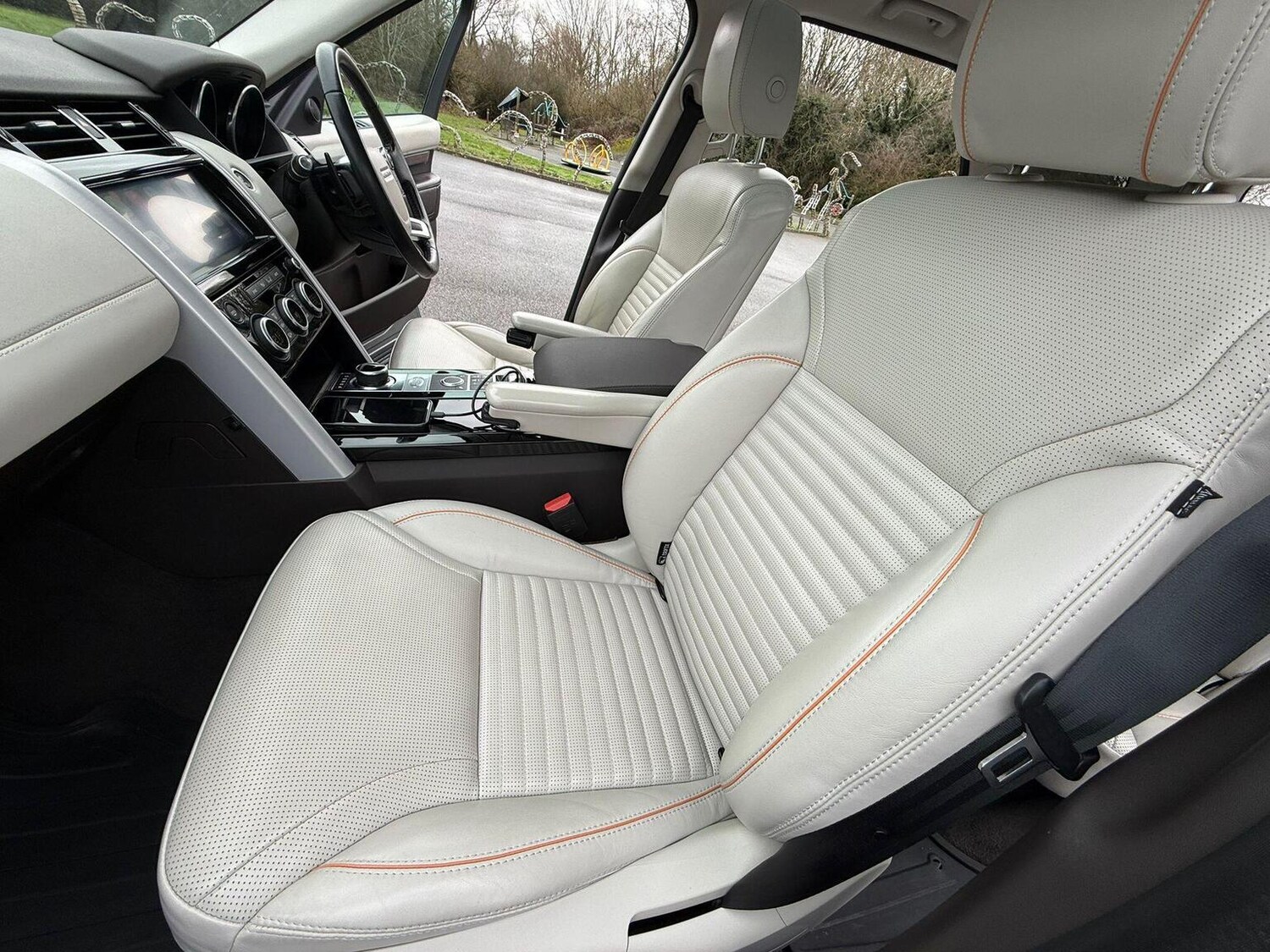 Used Land Rover Discovery 2017 for sale - 77501469: Photo 37