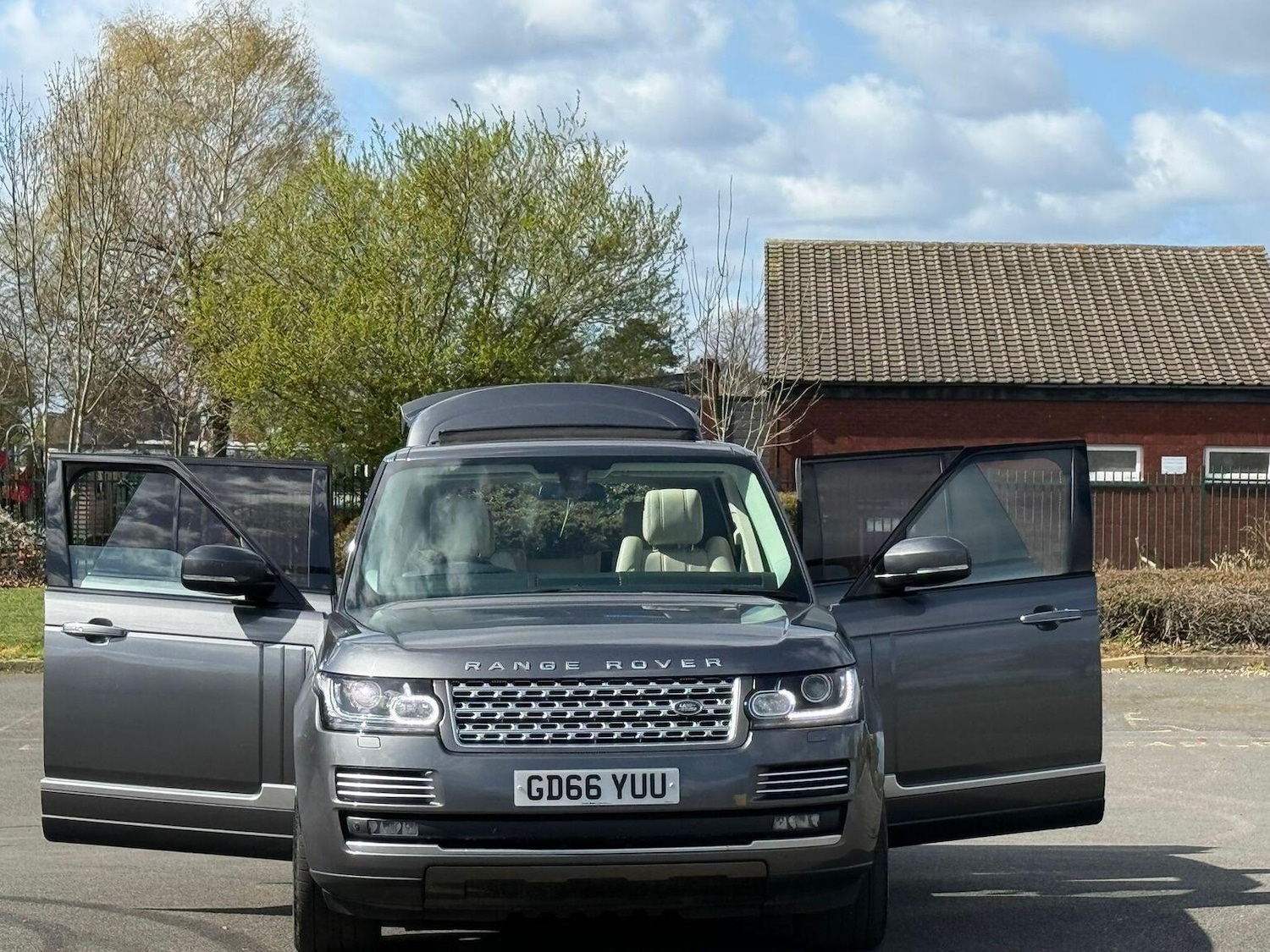 Used Land Rover Range Rover 2016 for sale - 78070358: Photo 2