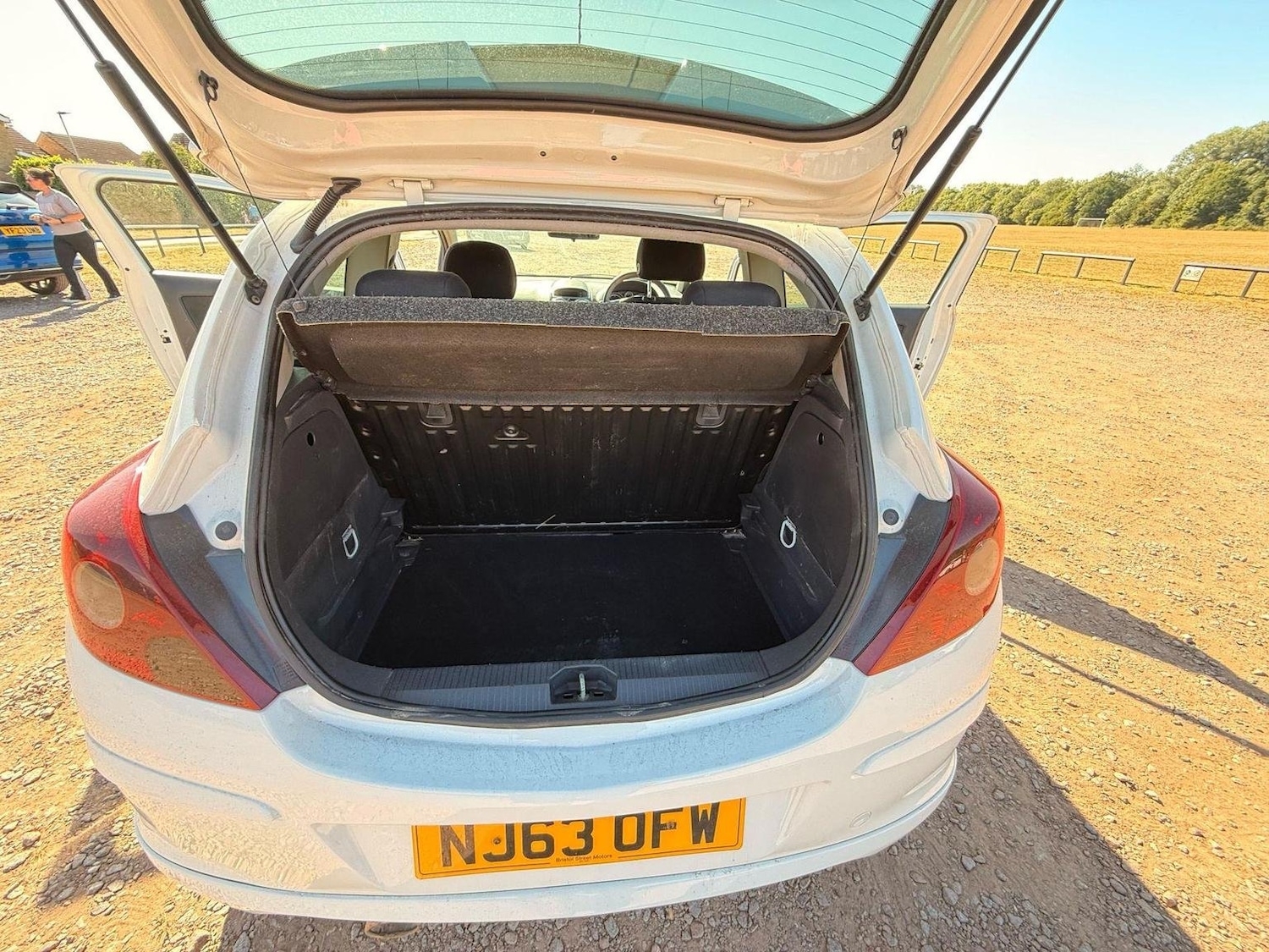 Vehicle 21