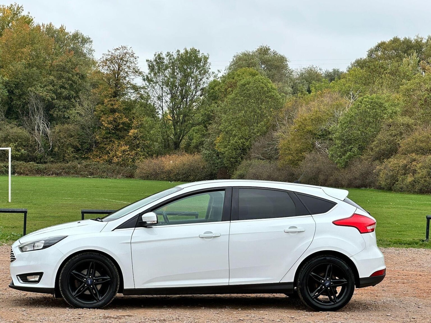 Used Ford Focus 2017 for sale - 76293190: Photo 9