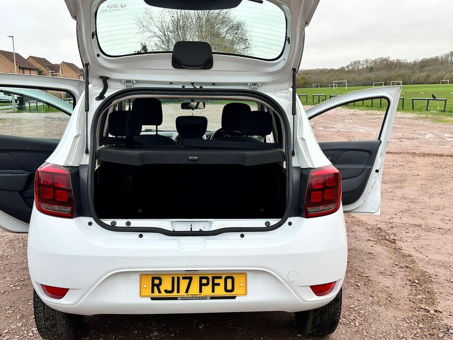 Used Dacia Sandero 2017 for sale - 76769702: Photo 11