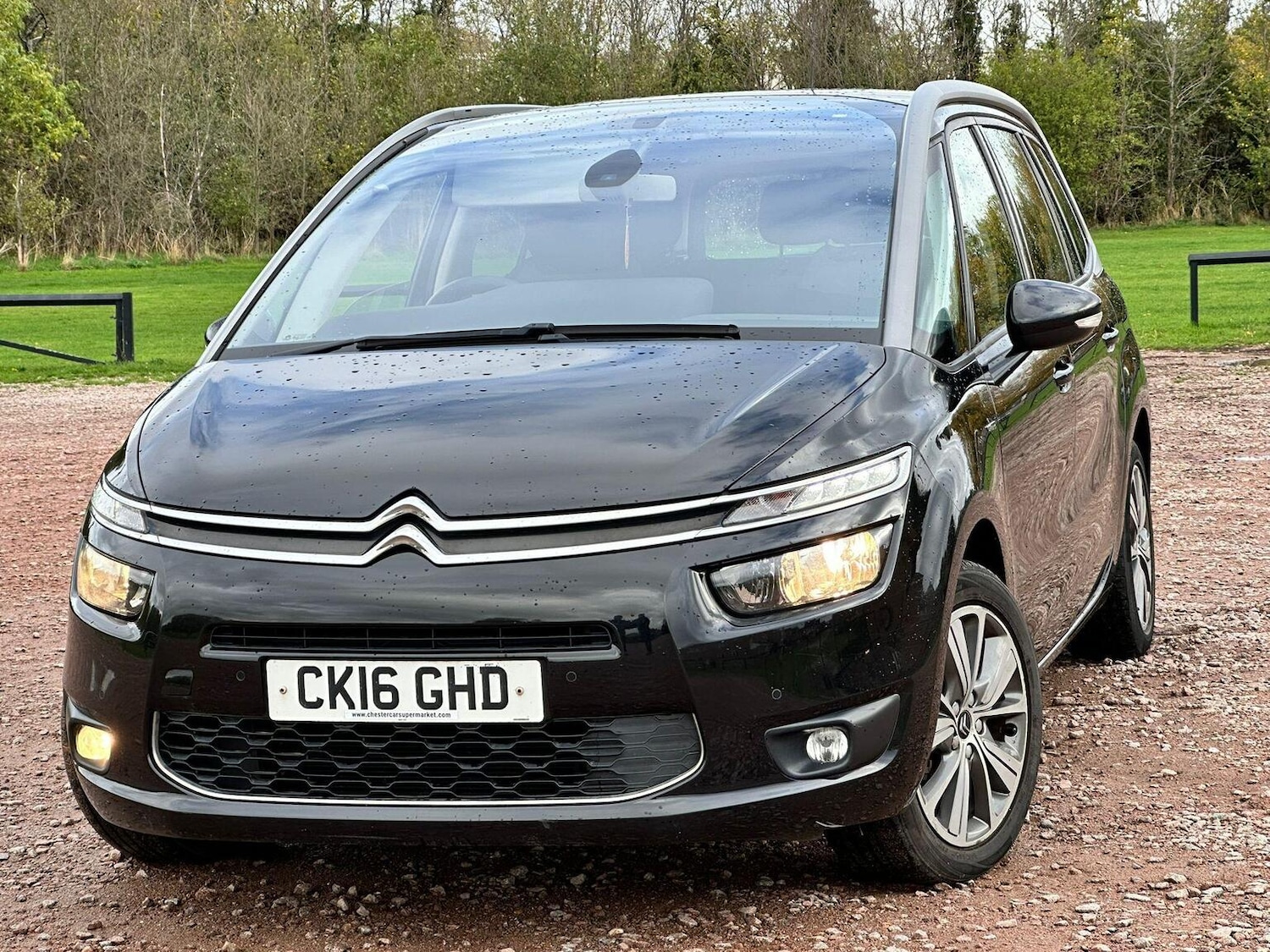 Used Citroen C4 Grand Picasso 2016 for sale - 76358234: Photo 2