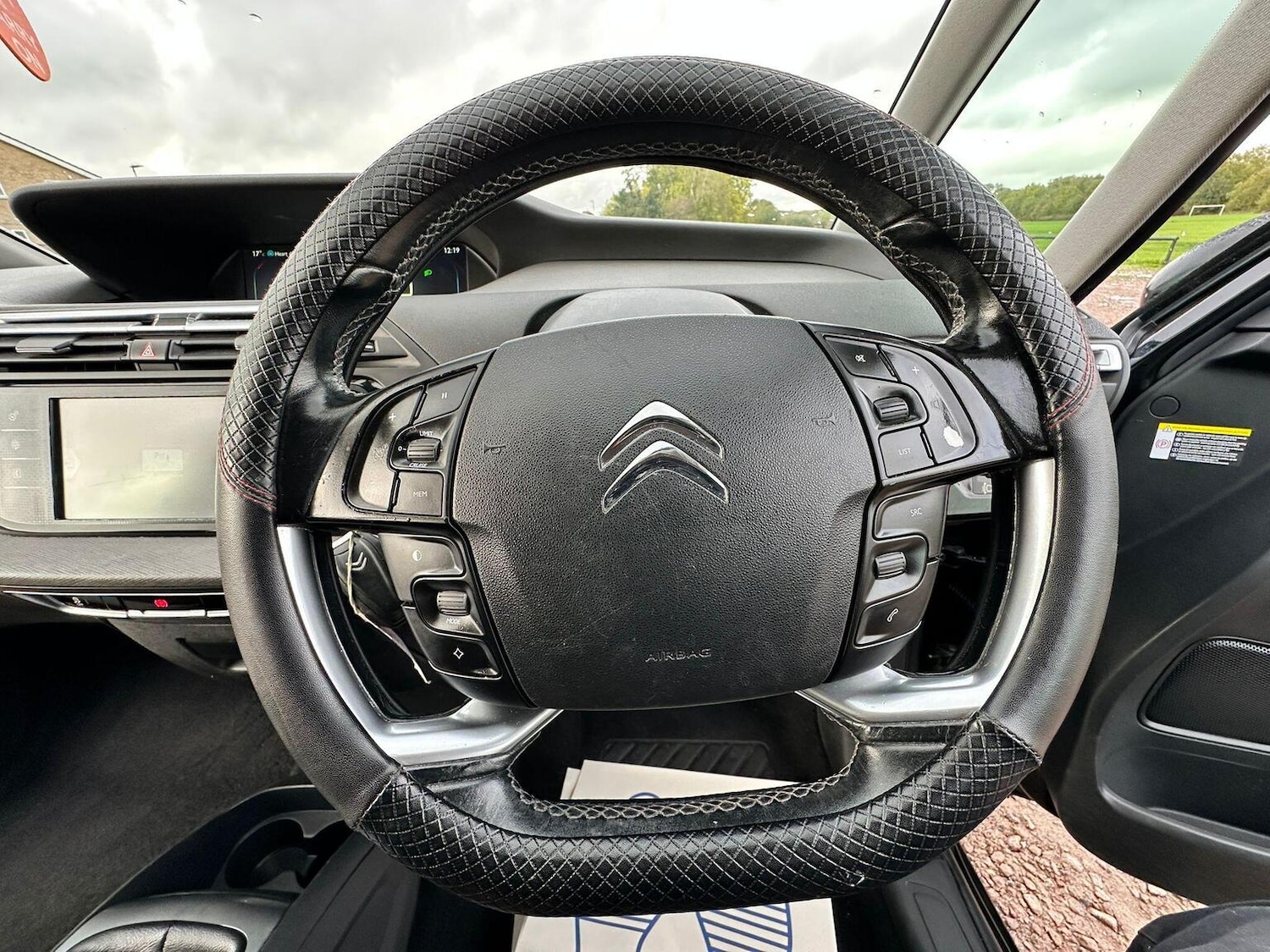 Used Citroen C4 Grand Picasso 2016 for sale - 76358234: Photo 3