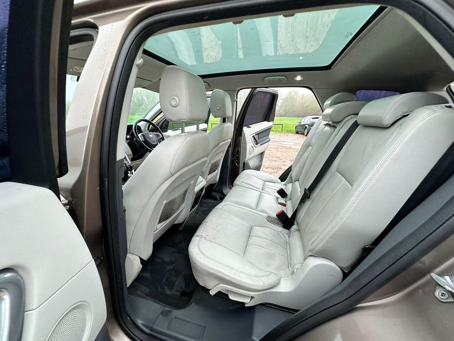 Used Land Rover Discovery Sport 2015 for sale - 76605890: Photo 21