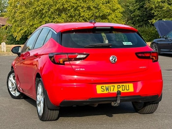 Used Vauxhall Astra 2017 for sale - 79340873: Photo