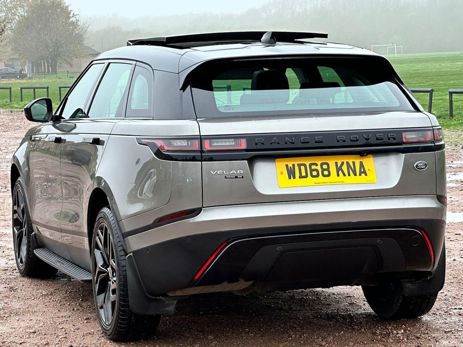 Used Land Rover Range Rover Velar 2018 for sale - 77173043: Photo 4