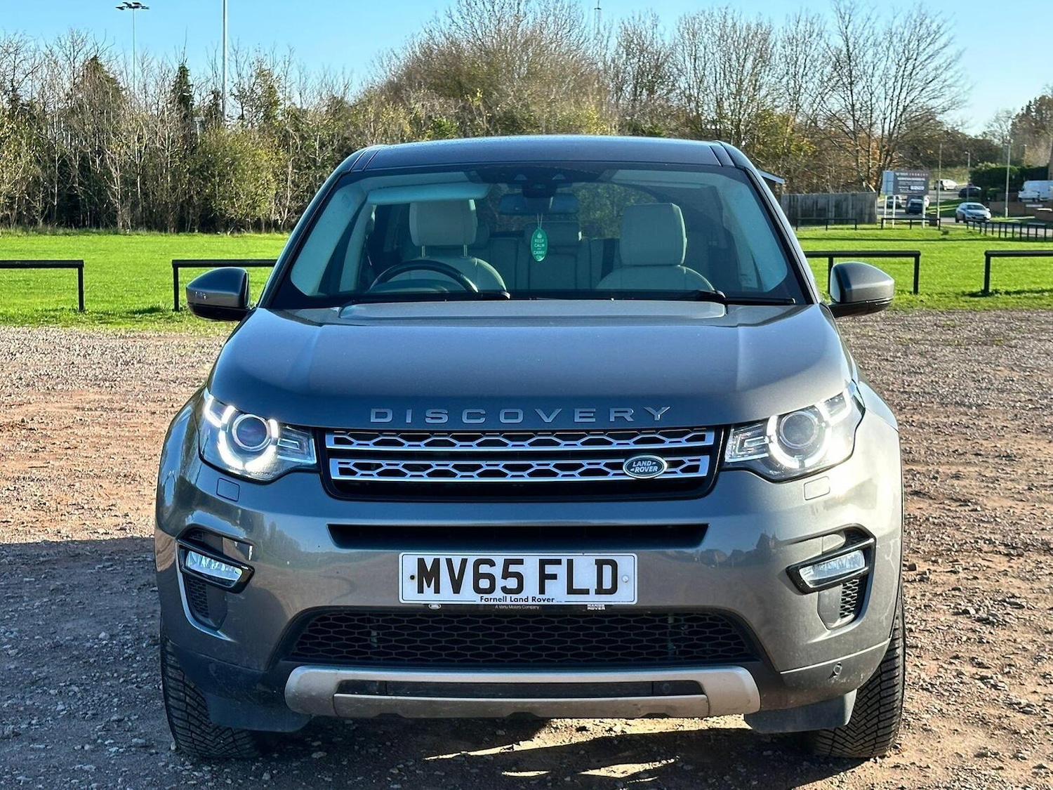 Used Land Rover Discovery Sport 2015 for sale - 76605721: Photo 2