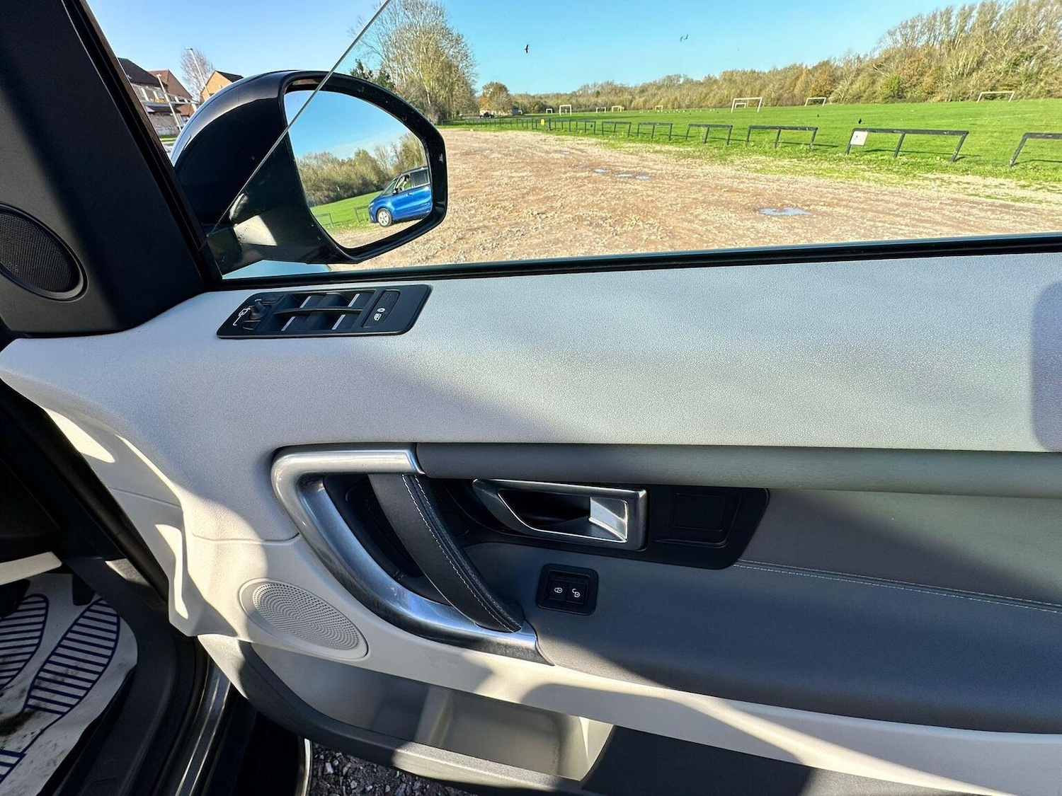 Used Land Rover Discovery Sport 2015 for sale - 76605721: Photo 22