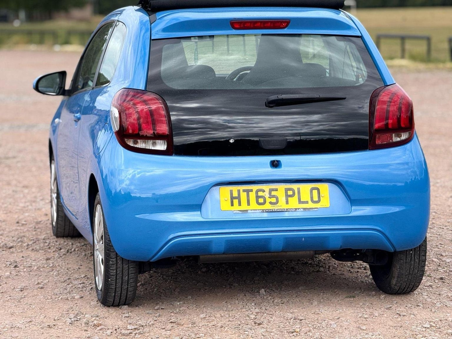 Vehicle 29