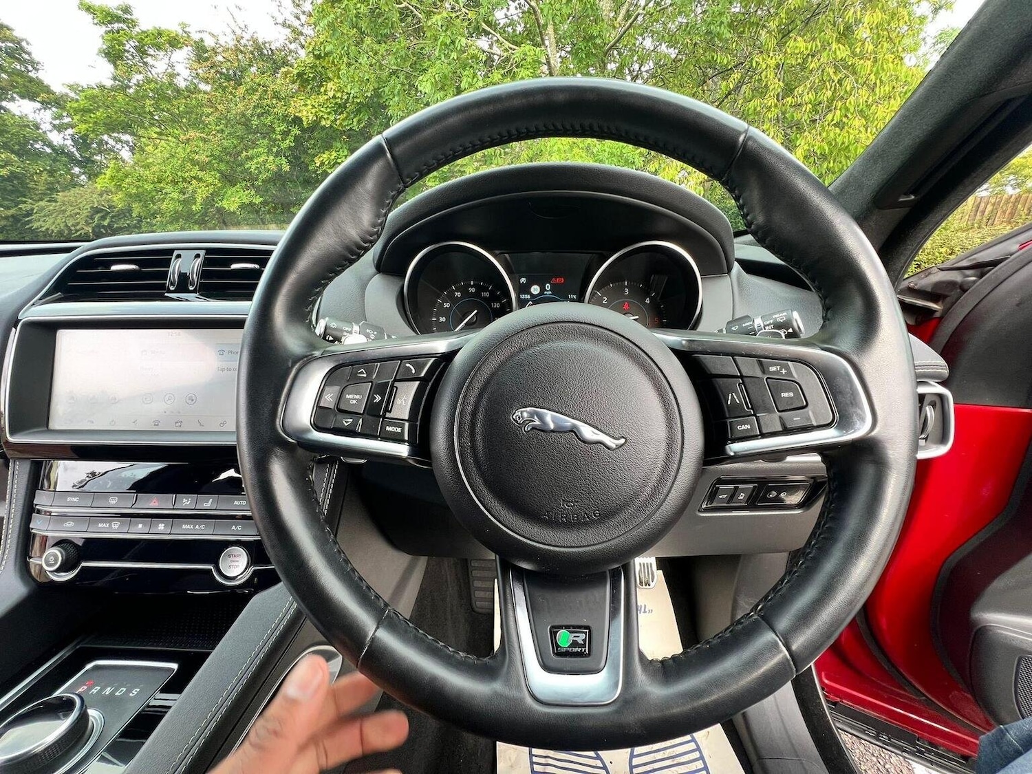 Used Jaguar F-Pace 2019 for sale - 77851368: Photo 33