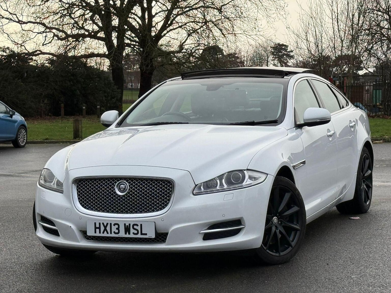 Used Jaguar XJ 2013 for sale - 77501456: Photo 3
