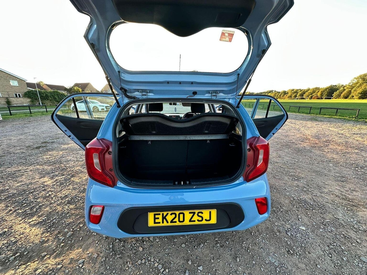 Used Kia Picanto 2020 for sale - 76058195: Photo 30