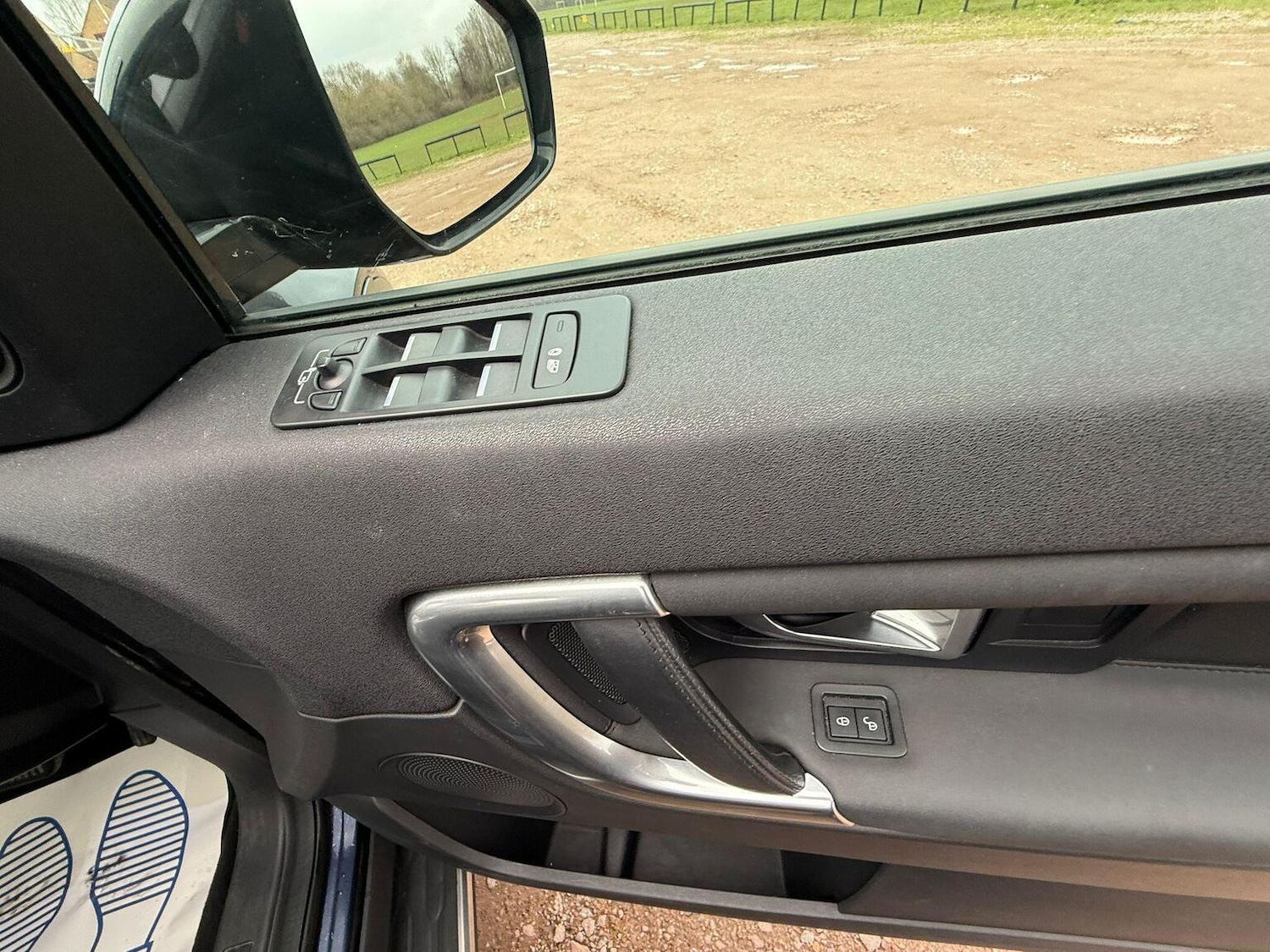 Used Land Rover Discovery Sport 2015 for sale - 77423567: Photo 24