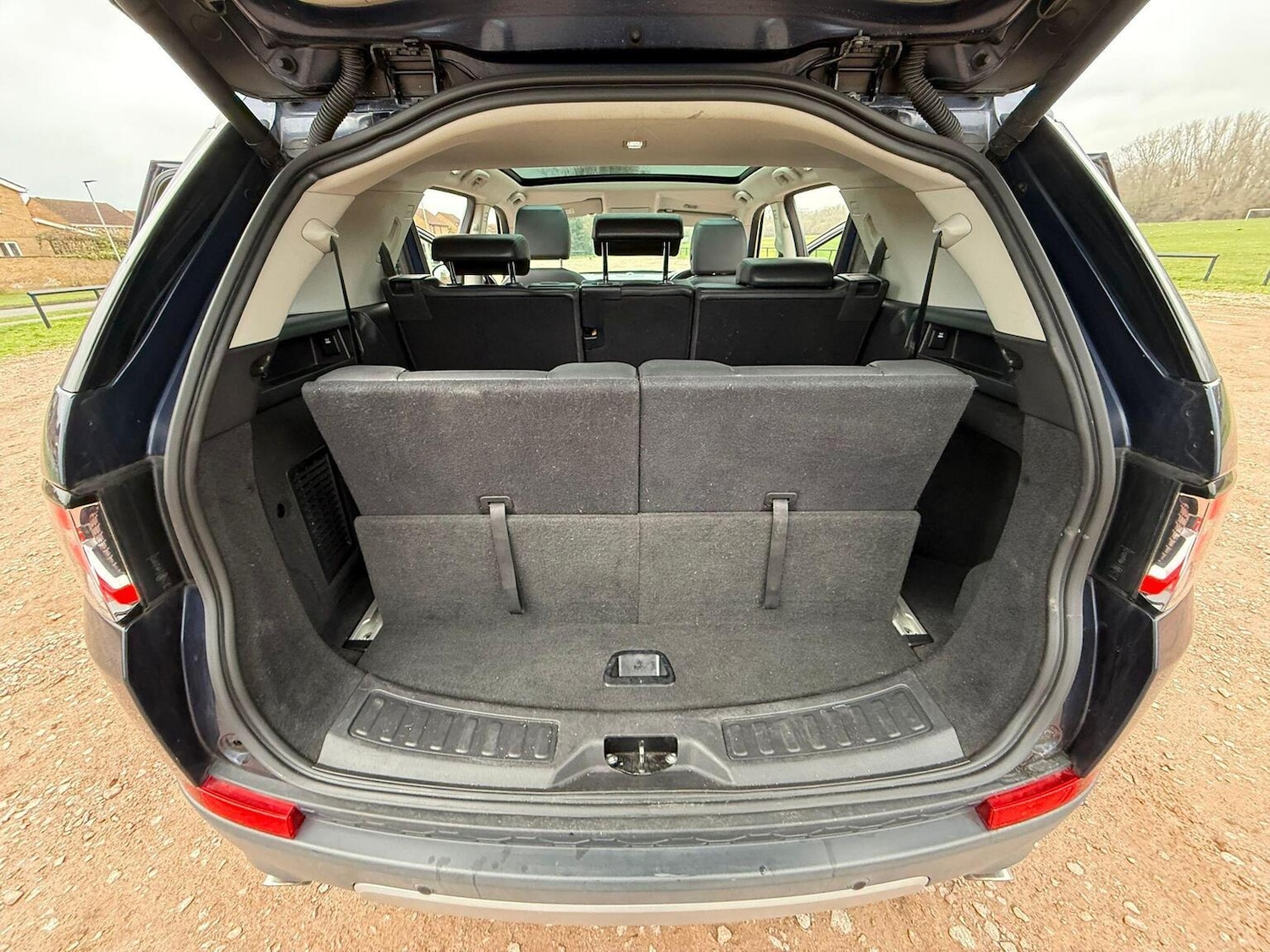 Used Land Rover Discovery Sport 2015 for sale - 77423567: Photo 28