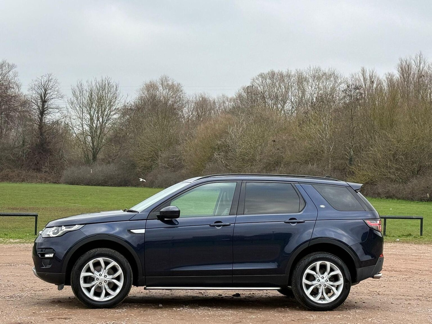 Used Land Rover Discovery Sport 2015 for sale - 77423567: Photo 9