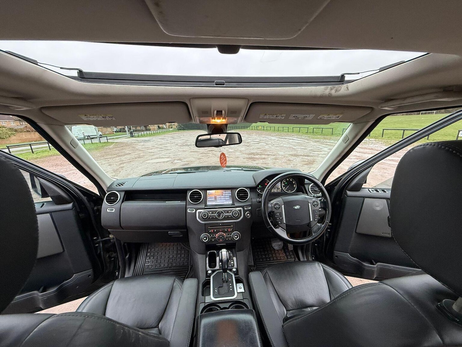 Used Land Rover Discovery 2011 for sale - 77385274: Photo 15