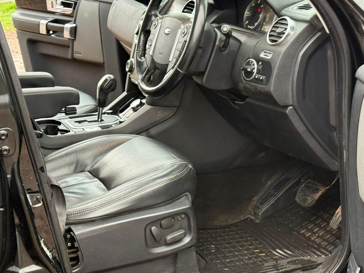 Used Land Rover Discovery 2011 for sale - 77385274: Photo 17