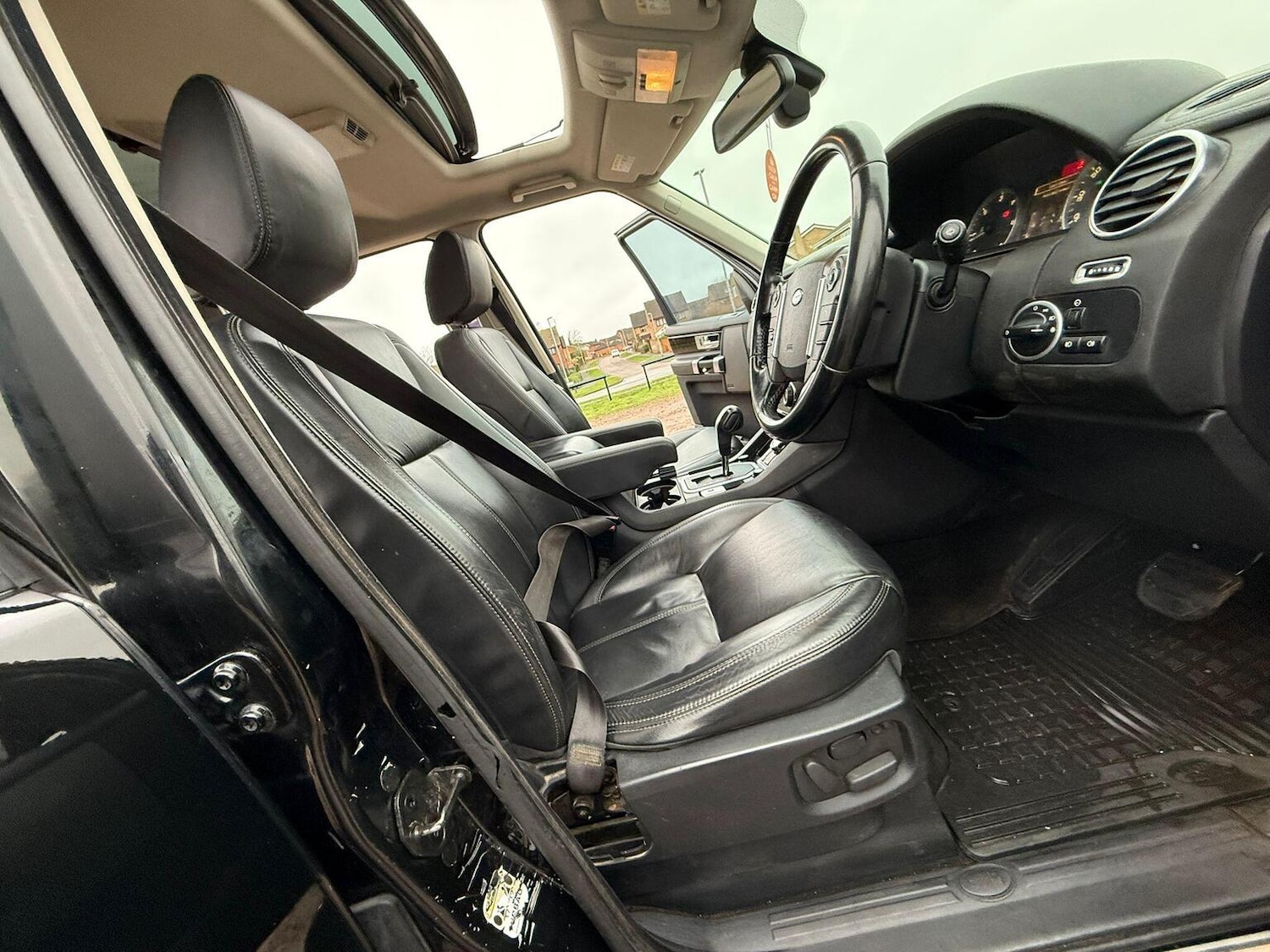 Used Land Rover Discovery 2011 for sale - 77385274: Photo 18