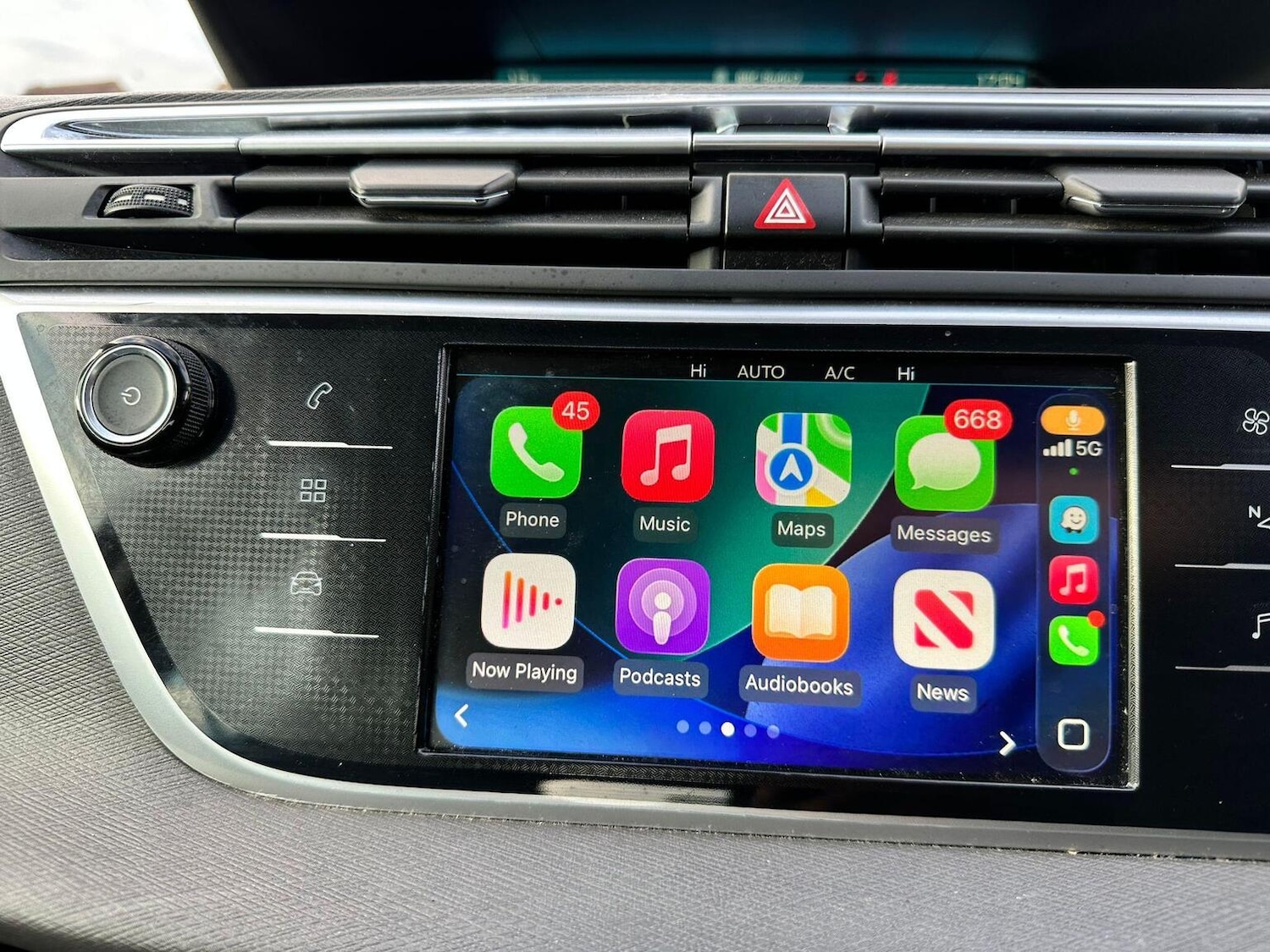 Used Citroen C4 Grand Picasso 2016 for sale - 77173158: Photo 24