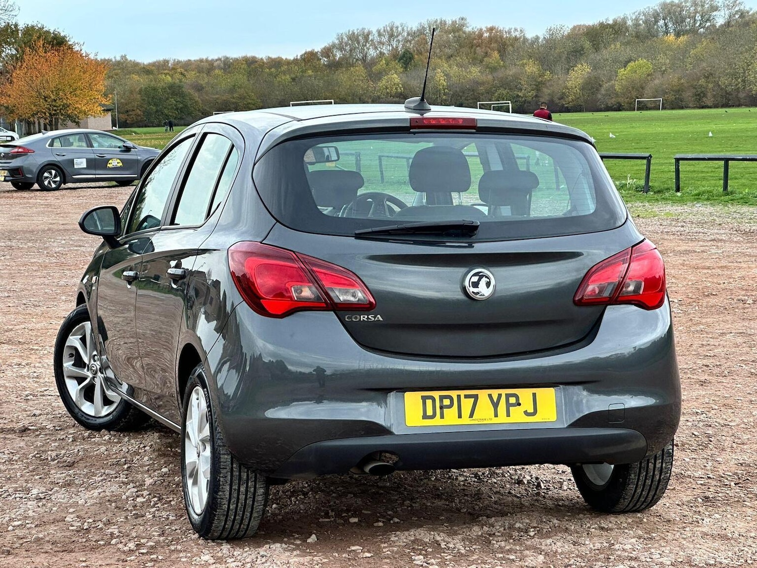 Used Vauxhall Corsa 2017 for sale - 77173028: Photo 4