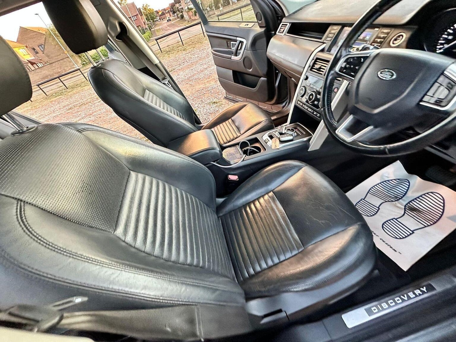 Used Land Rover Discovery Sport 2015 for sale - 76794313: Photo 13