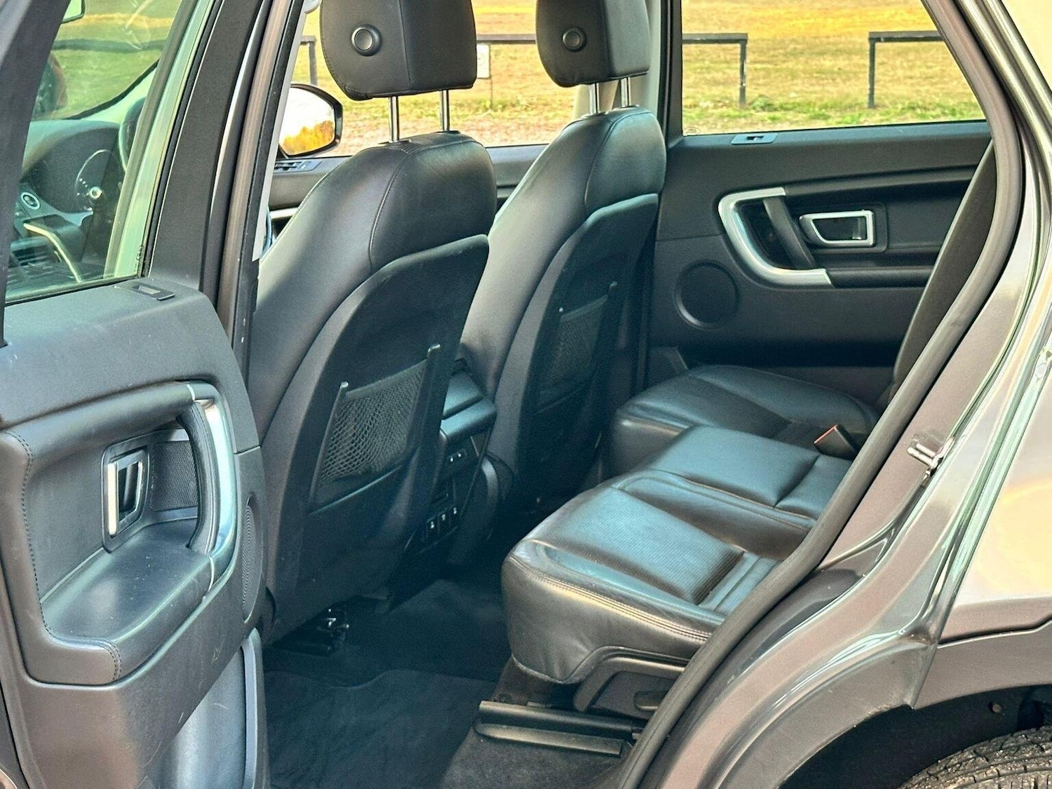 Used Land Rover Discovery Sport 2015 for sale - 76794313: Photo 14