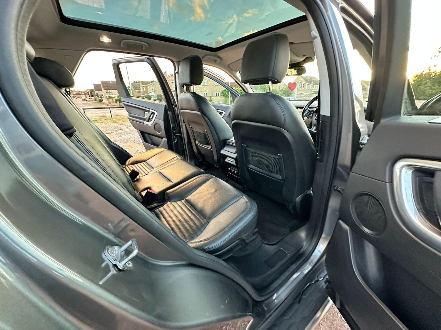 Used Land Rover Discovery Sport 2015 for sale - 76794313: Photo 19