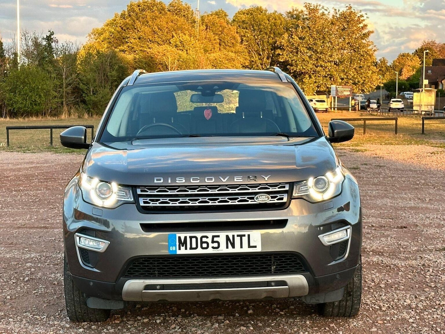 Used Land Rover Discovery Sport 2015 for sale - 76794313: Photo 2