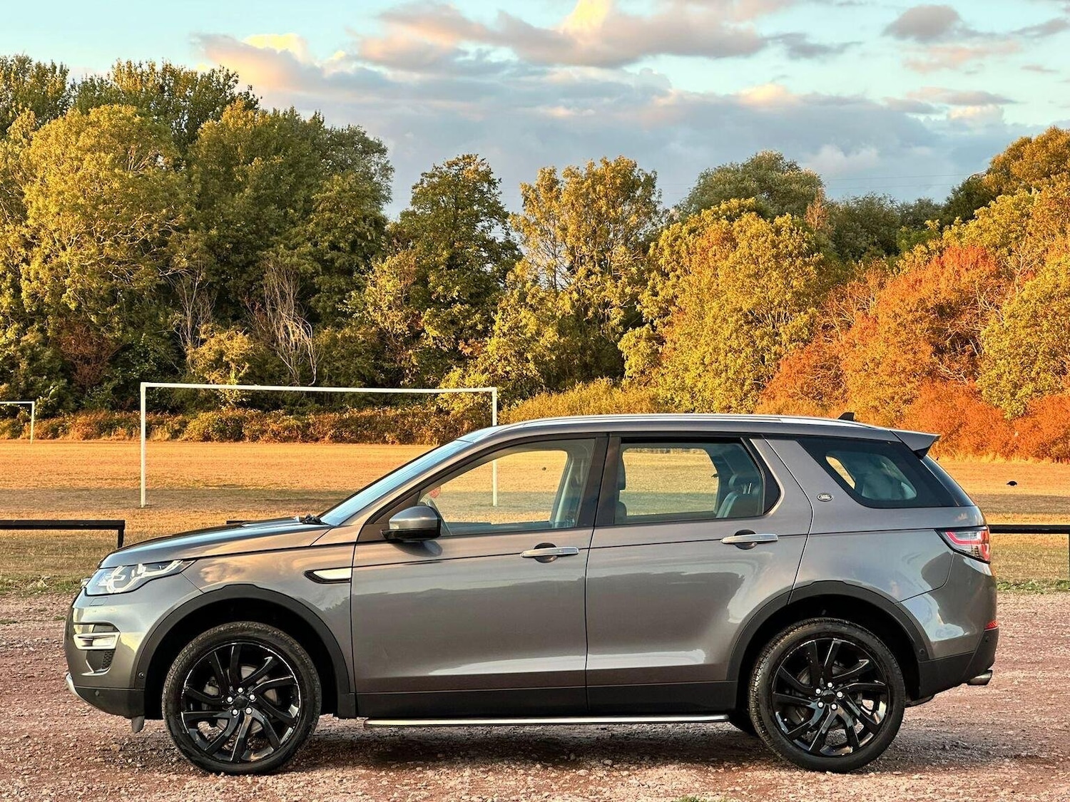 Used Land Rover Discovery Sport 2015 for sale - 76794313: Photo 4