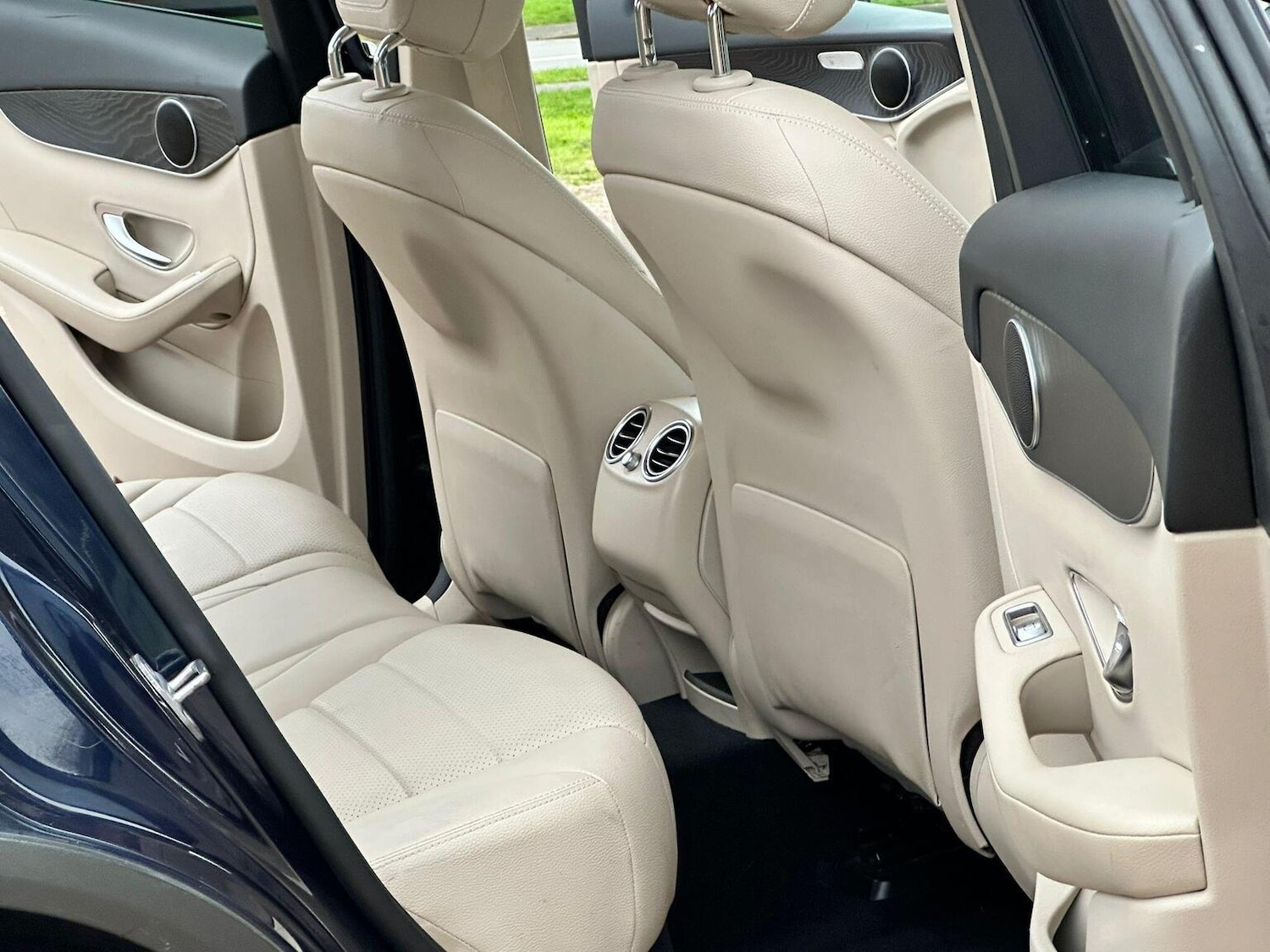 Used Mercedes-Benz GLC 2017 for sale - 77173015: Photo 17