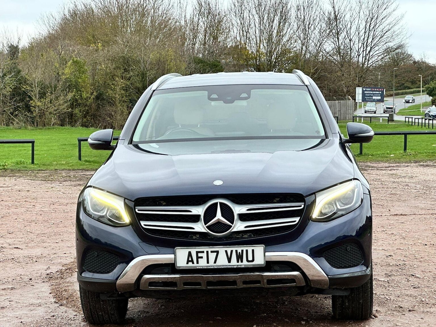 Used Mercedes-Benz GLC 2017 for sale - 77173015: Photo 2