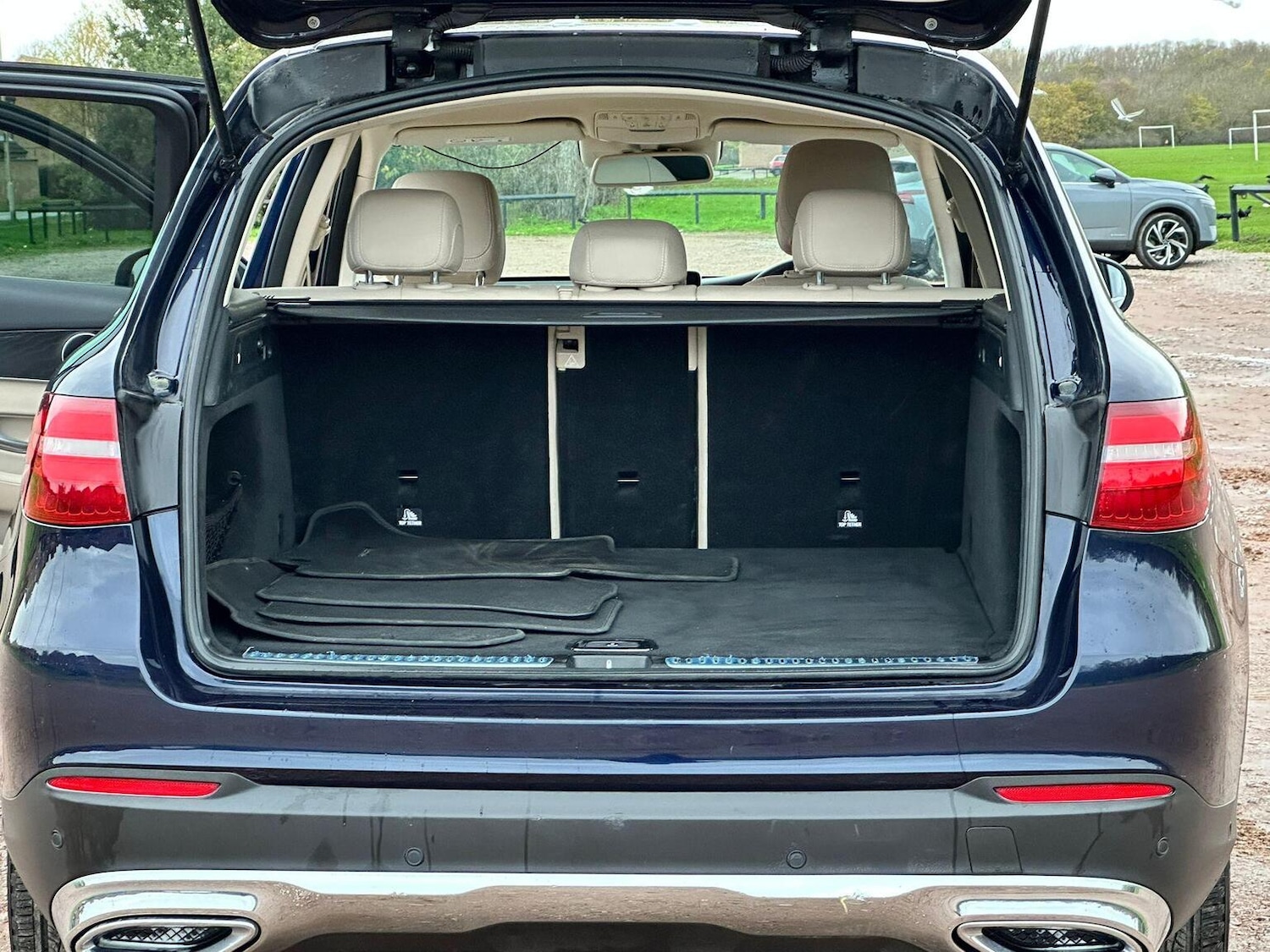 Used Mercedes-Benz GLC 2017 for sale - 77173015: Photo 26