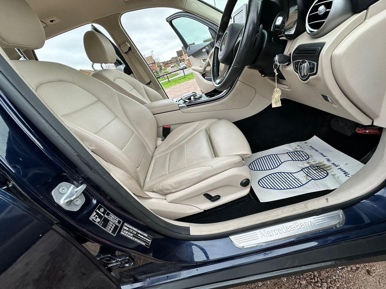 Used Mercedes-Benz GLC 2017 for sale - 77173015: Photo 29