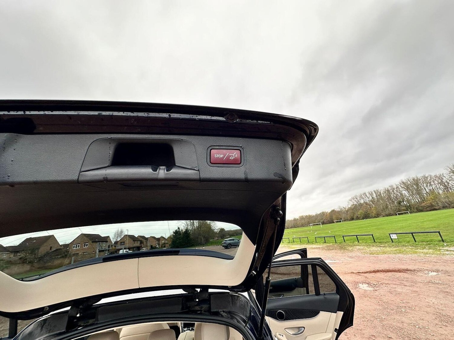 Used Mercedes-Benz GLC 2017 for sale - 77173015: Photo 32