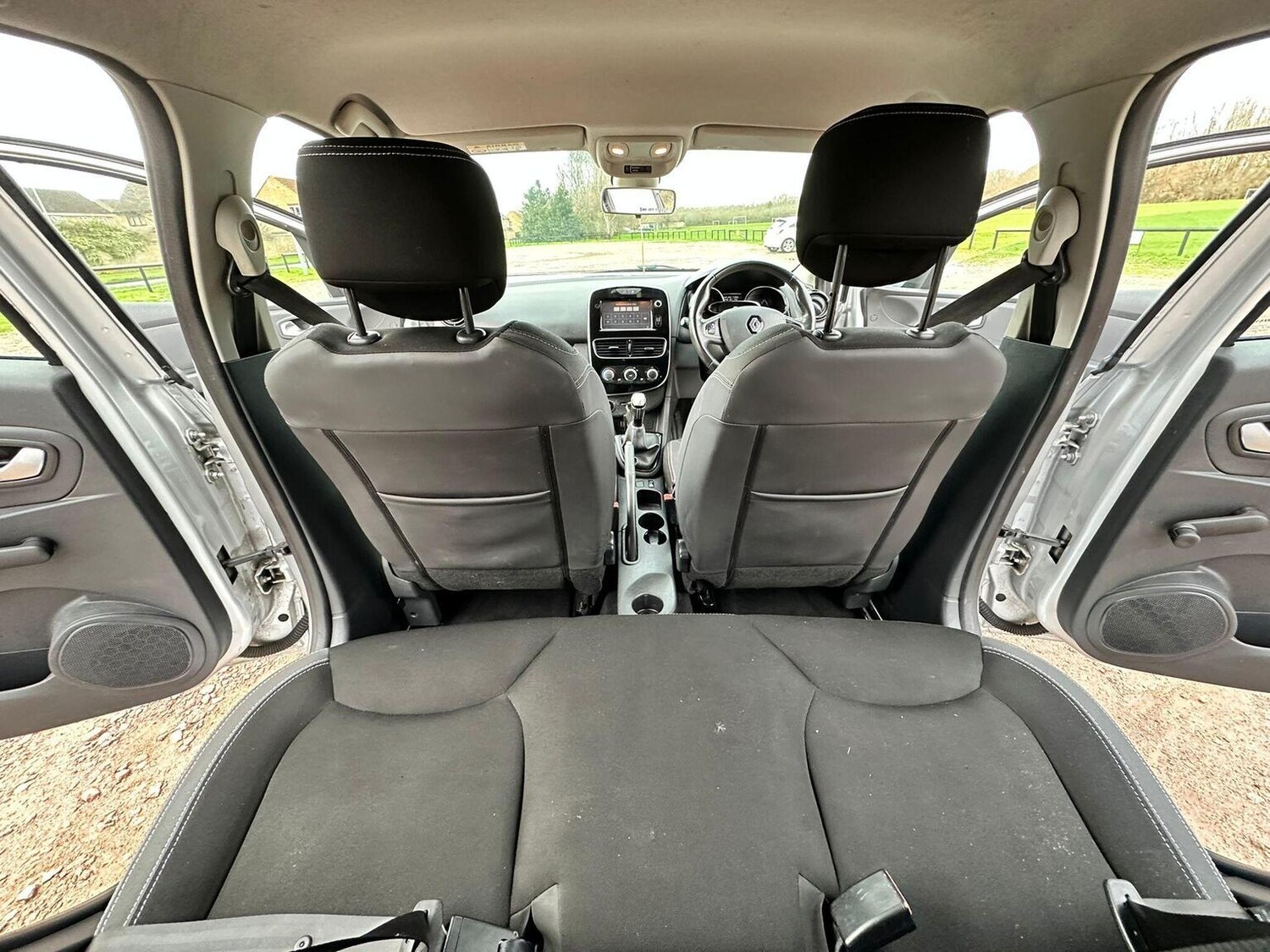 Used Renault Clio 2017 for sale - 76891748: Photo 22