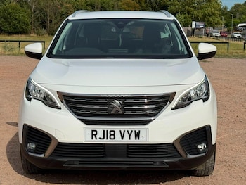 Used Peugeot 5008 2018 for sale - 79162219: Photo