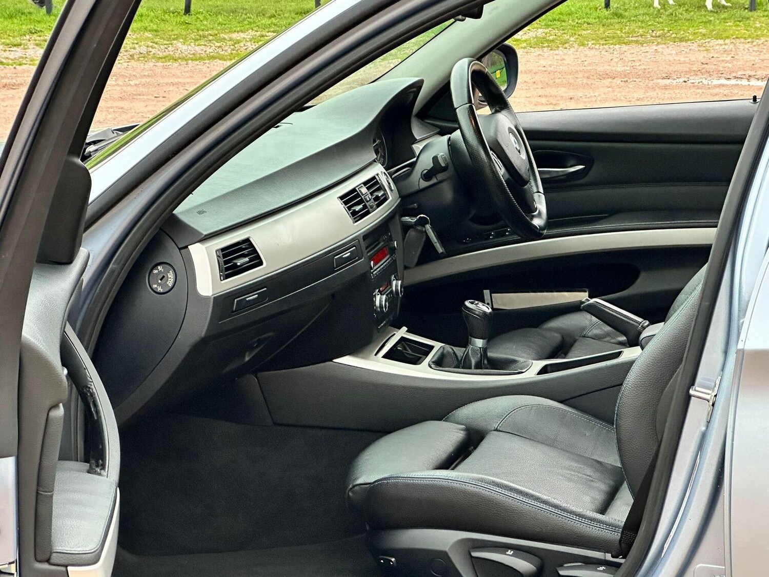 Used BMW 3 Series 2012 for sale - 76951032: Photo 29