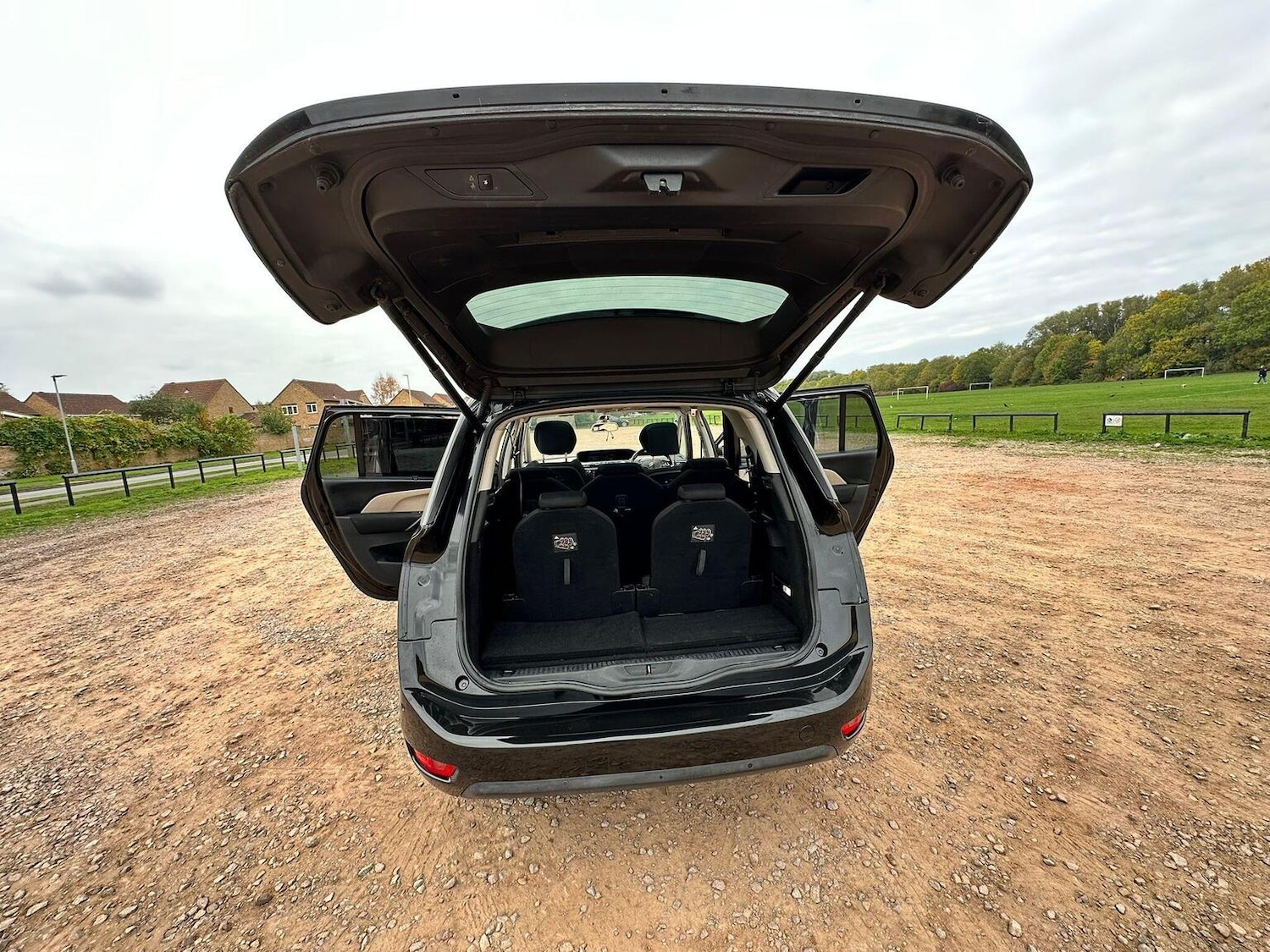 Used Citroen C4 Grand Picasso 2014 for sale - 76358076: Photo 26