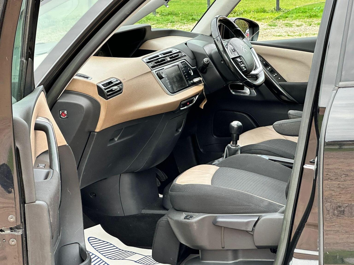 Used Citroen C4 Grand Picasso 2014 for sale - 76358076: Photo 28