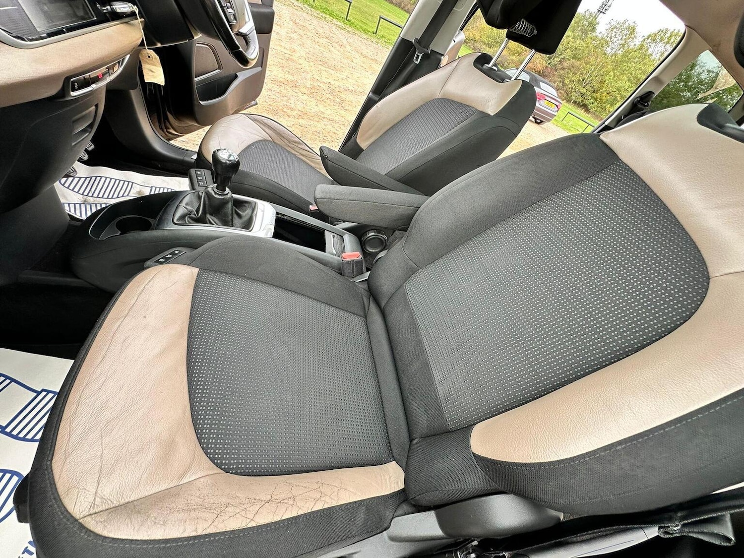 Used Citroen C4 Grand Picasso 2014 for sale - 76358076: Photo 30