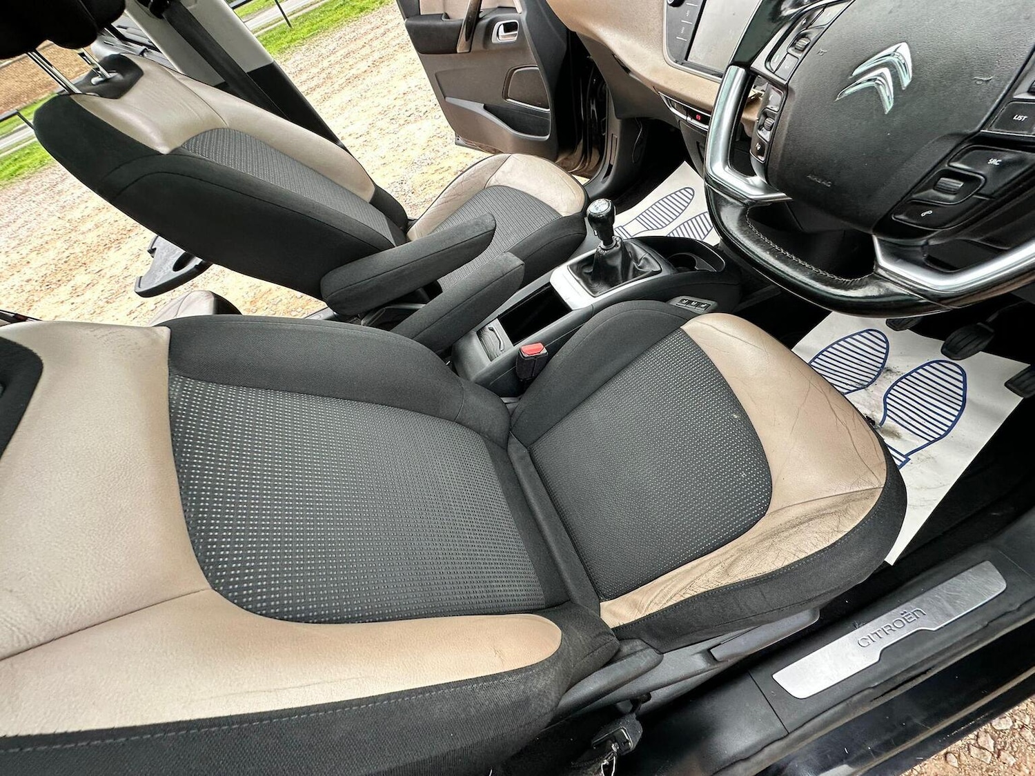 Used Citroen C4 Grand Picasso 2014 for sale - 76358076: Photo 31