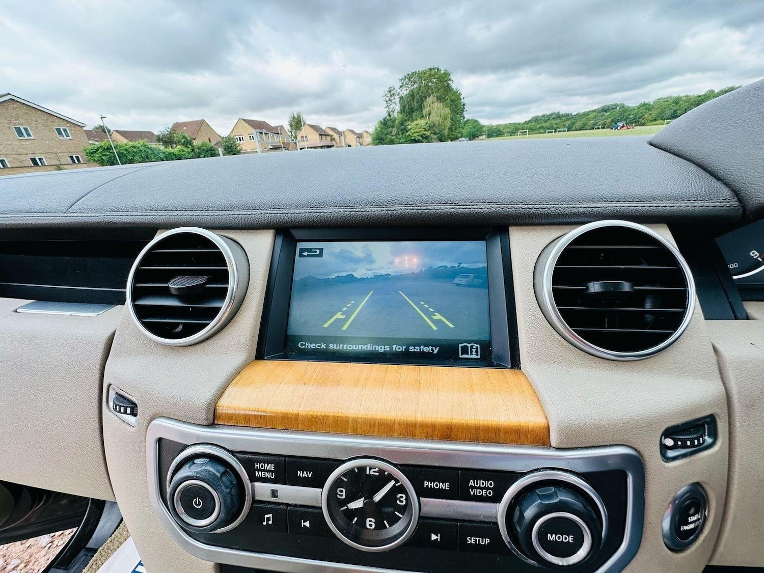 Used Land Rover Discovery 2025 for sale - 77173022: Photo 26